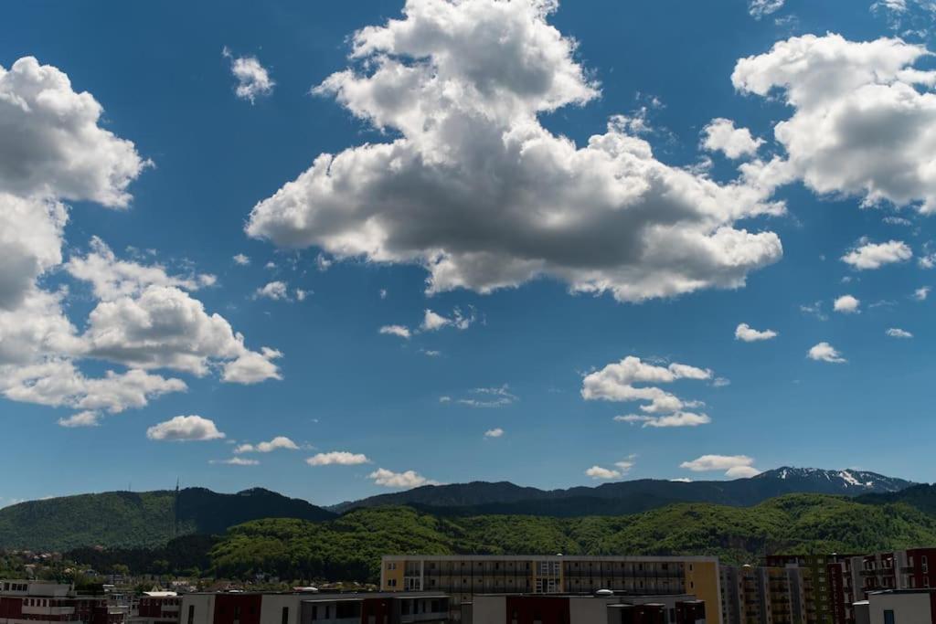 Skylark - Singapore Penthouse With Jacuzzi & Panoramic View Apartment Brasov Exterior photo